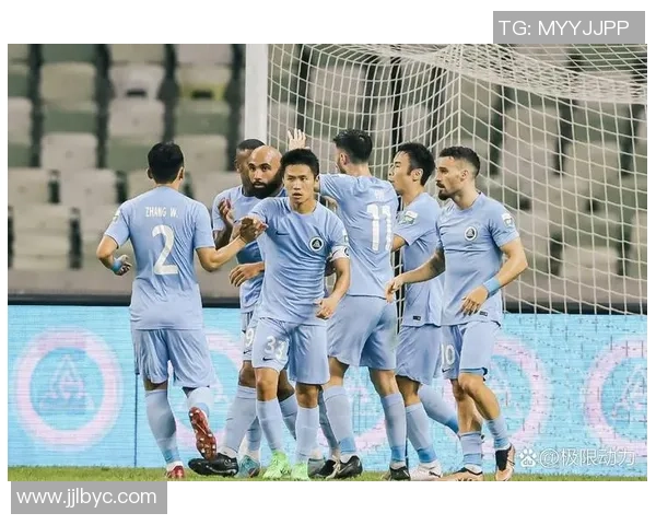 三镇对阵新鹏城首发解析 沈子贵任航拜合拉木联袂出战四外援对决