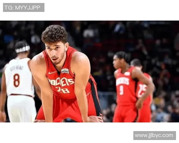 申京对火箭队至关重要 但今天表现糟糕未能有效串联球队进攻